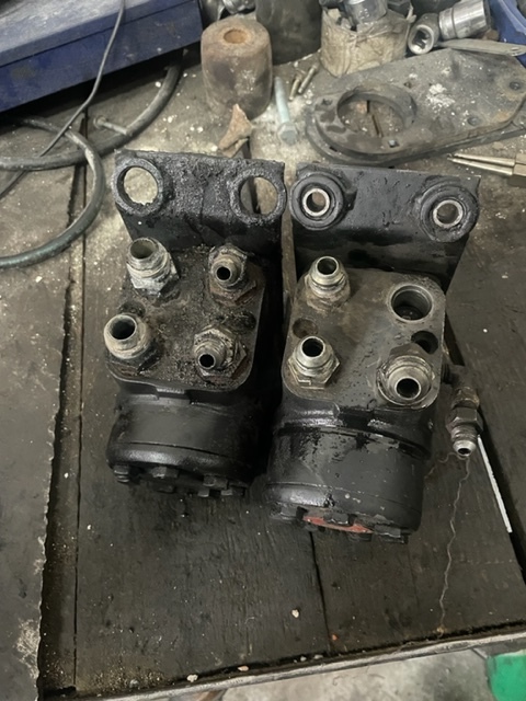 Orbitrol Massey Ferguson - Steering for Truck: picture 1 Orbitrol Massey Ferguson - Steering for Truck: picture 1