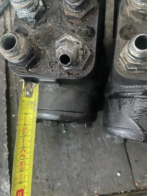 Orbitrol Massey Ferguson - Steering for Truck: picture 2 Orbitrol Massey Ferguson - Steering for Truck: picture 2