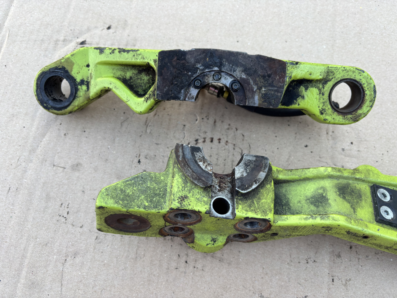 Spare parts for Combine harvester Ramię Napinacza CLAAS Jaguar 970  2621617: picture 13