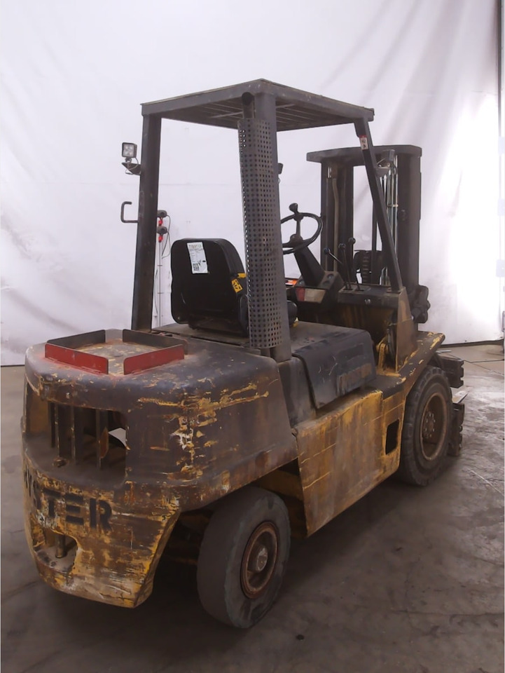 Hyster H3.00XL - Diesel forklift: picture 3 Hyster H3.00XL - Diesel forklift: picture 3