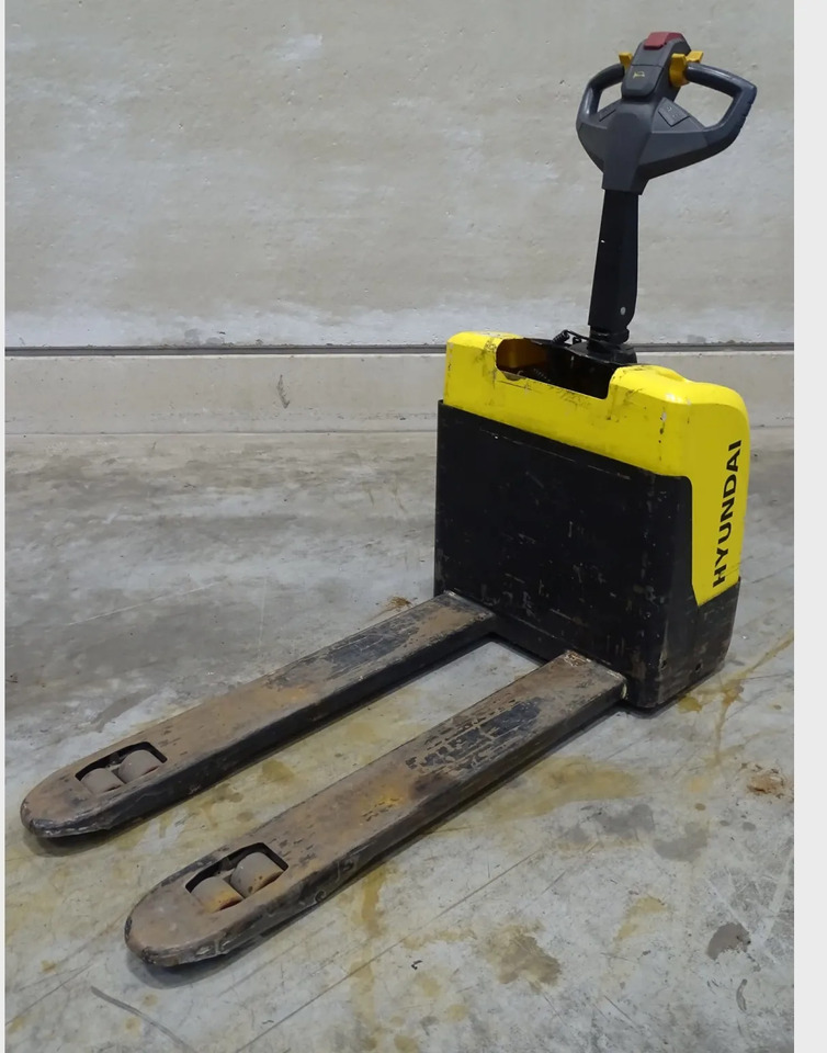 Hyundai 15EP - Pallet truck: picture 1 Hyundai 15EP - Pallet truck: picture 1