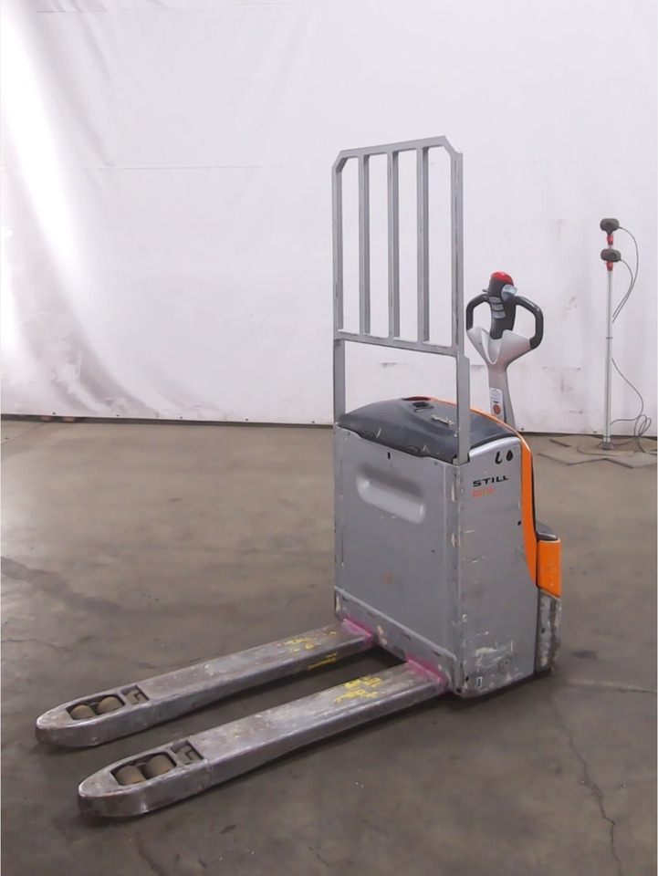 STILL EXU18 - Stacker: picture 1 STILL EXU18 - Stacker: picture 1