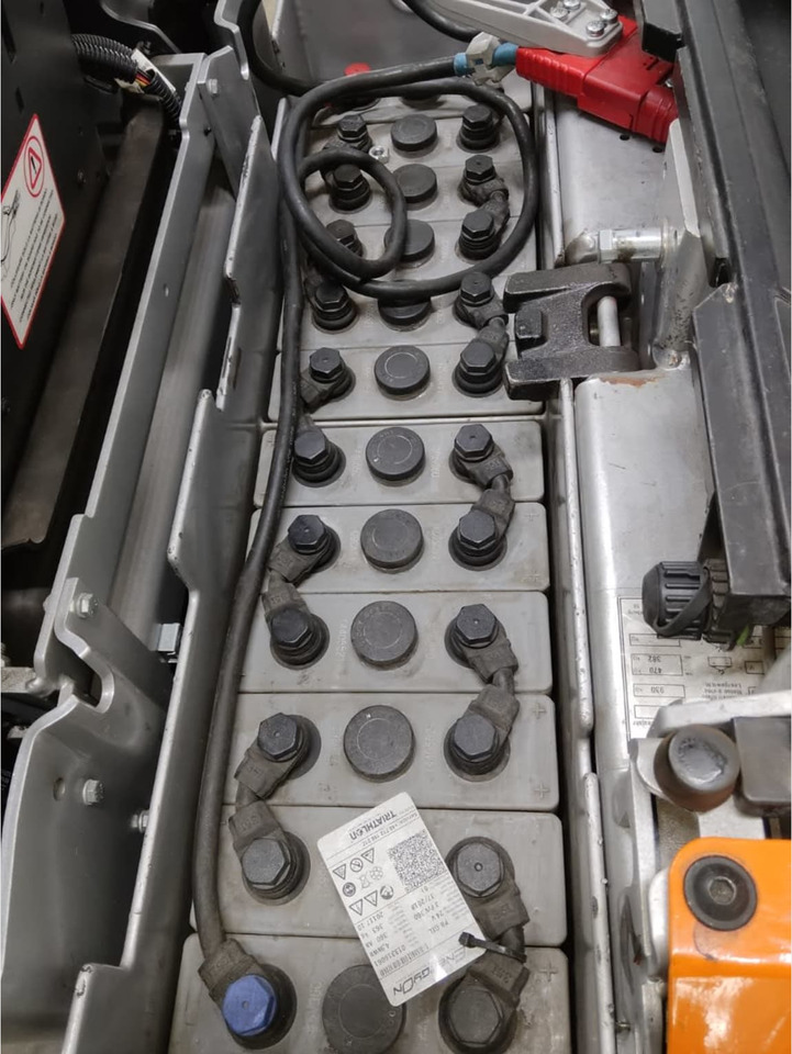 STILL LTX50 - Tow tractor: picture 5 STILL LTX50 - Tow tractor: picture 5