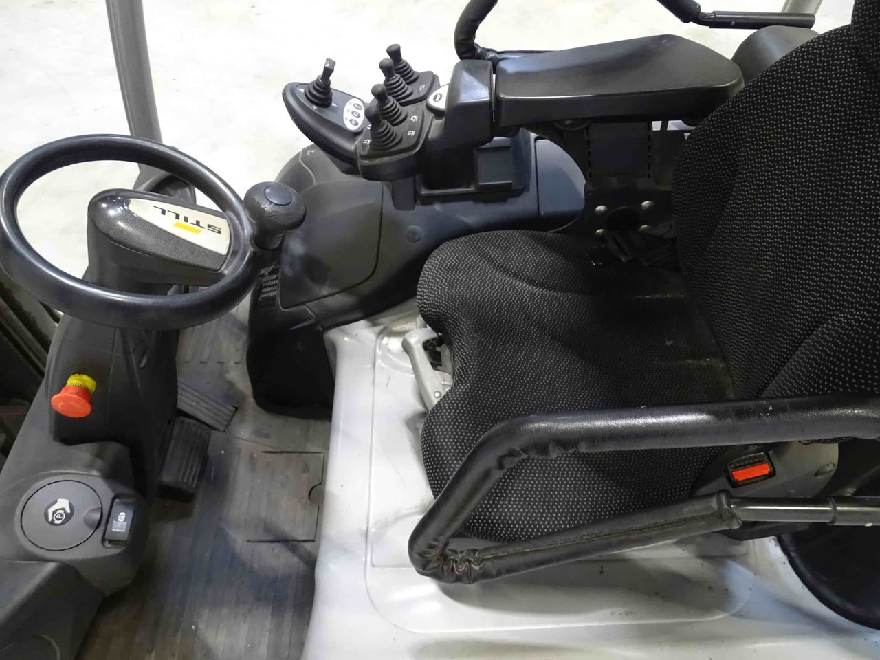 STILL RX20-16 - Electric forklift: picture 4 STILL RX20-16 - Electric forklift: picture 4