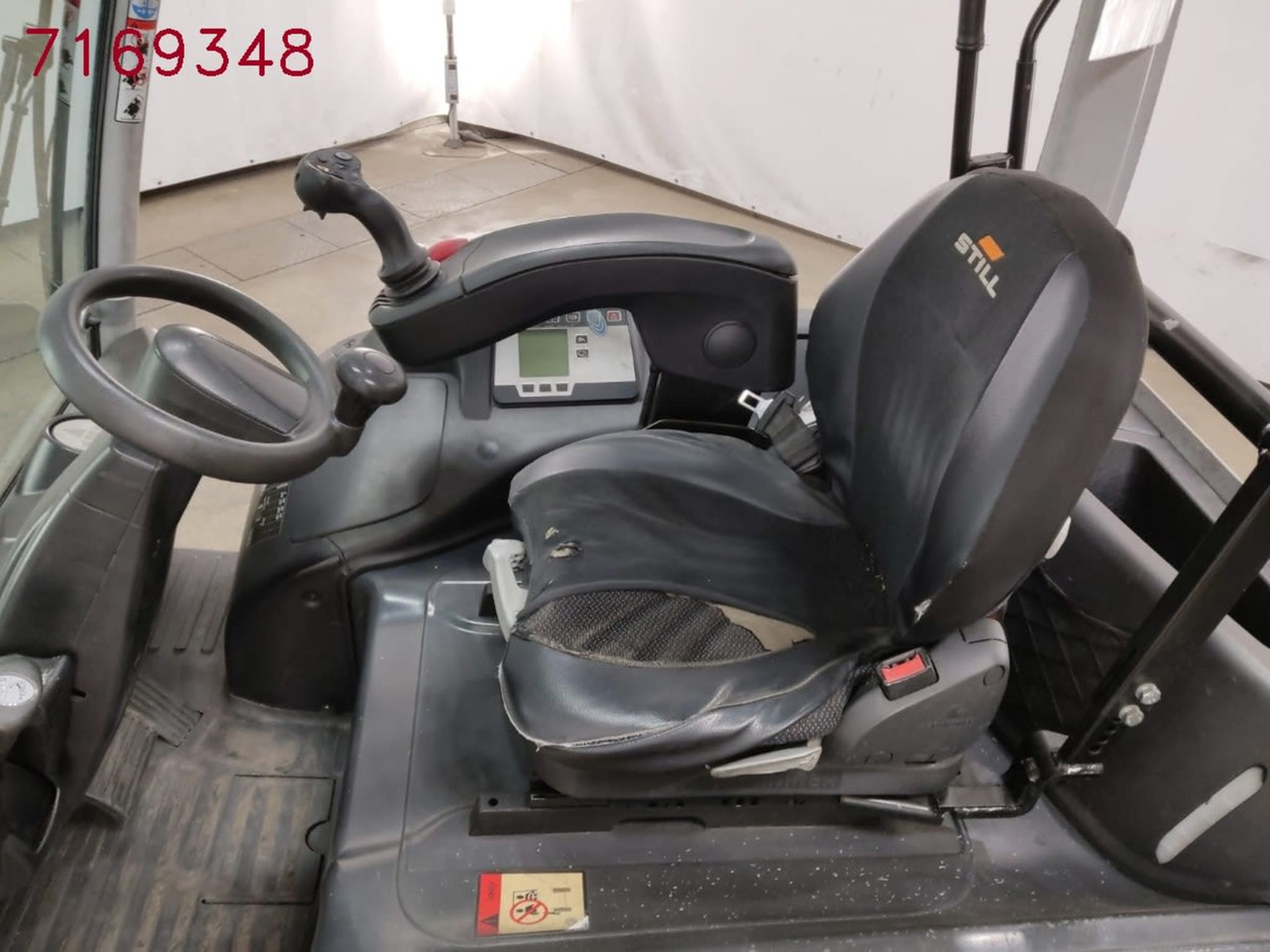 STILL RX60-30 - Electric forklift: picture 5 STILL RX60-30 - Electric forklift: picture 5