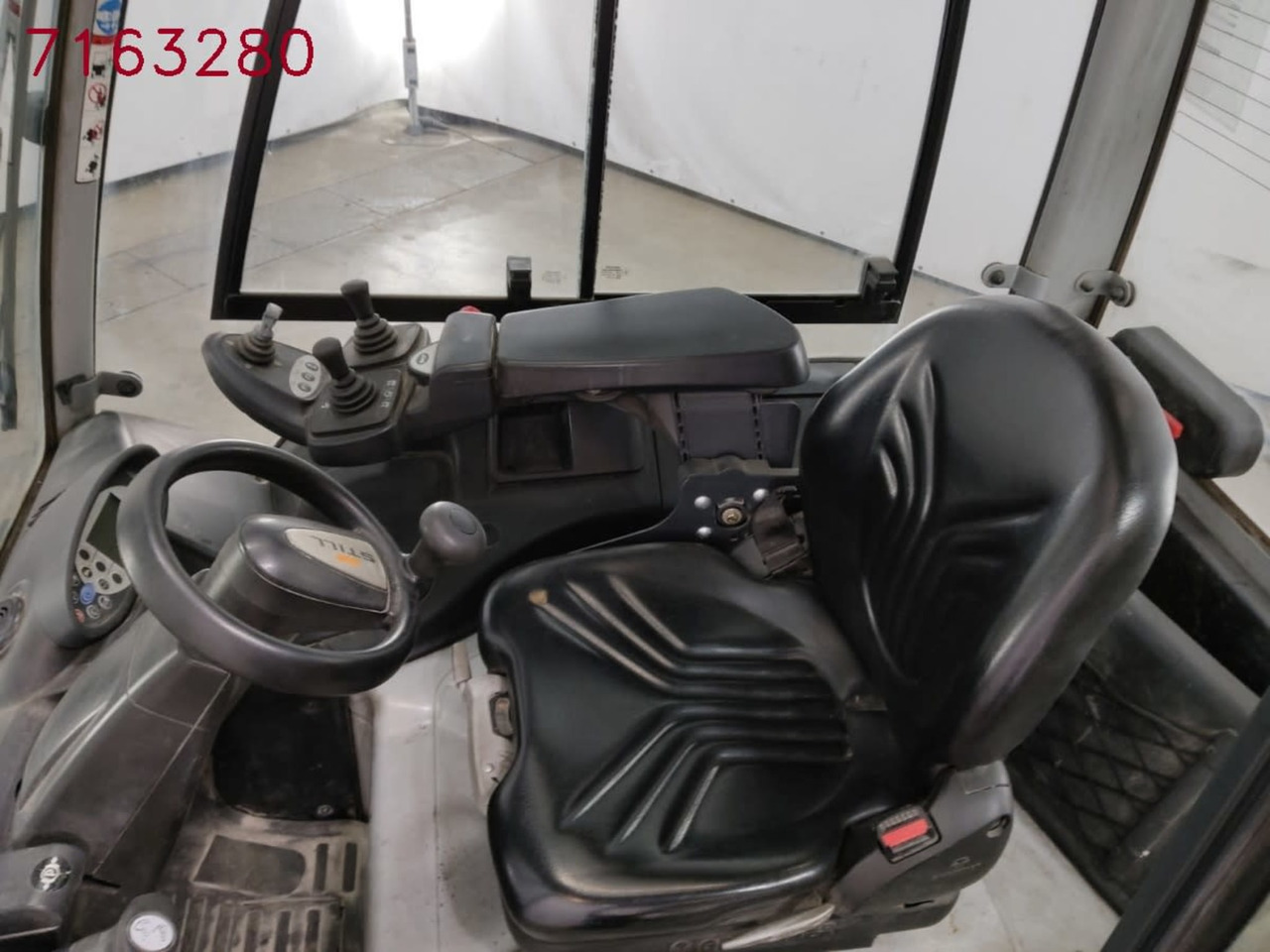 STILL RX60-35 - Electric forklift: picture 4 STILL RX60-35 - Electric forklift: picture 4