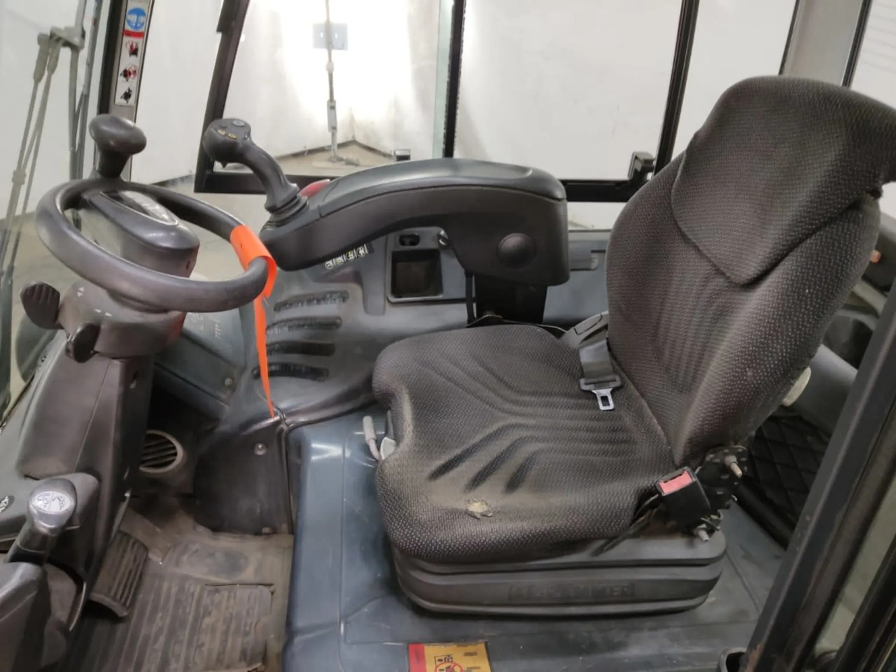 STILL RX60-40 - Electric forklift: picture 4 STILL RX60-40 - Electric forklift: picture 4