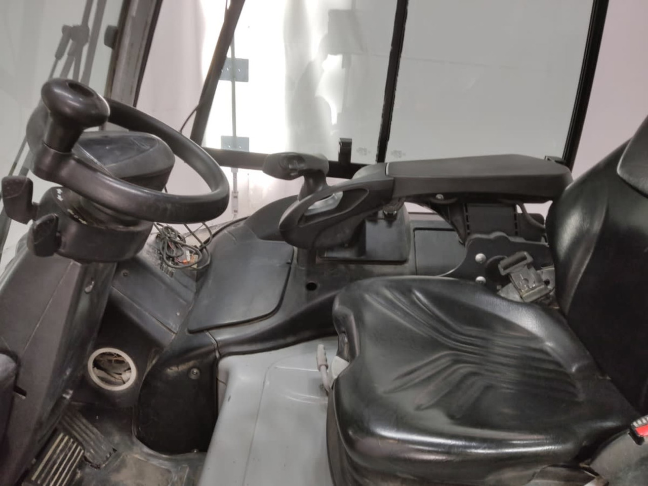 STILL RX60-50 - Electric forklift: picture 3 STILL RX60-50 - Electric forklift: picture 3