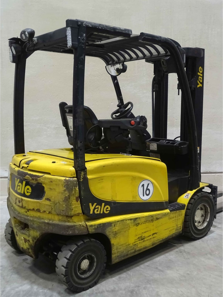 Yale ERP25VL - Electric forklift: picture 3 Yale ERP25VL - Electric forklift: picture 3