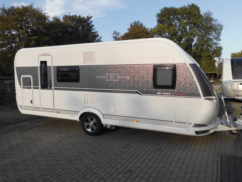 Hobby DE LUXE EDITION 560 KMFe 1 Hand XT-Mover Garage - Caravan: picture 1 Hobby DE LUXE EDITION 560 KMFe 1 Hand XT-Mover Garage - Caravan: picture 1