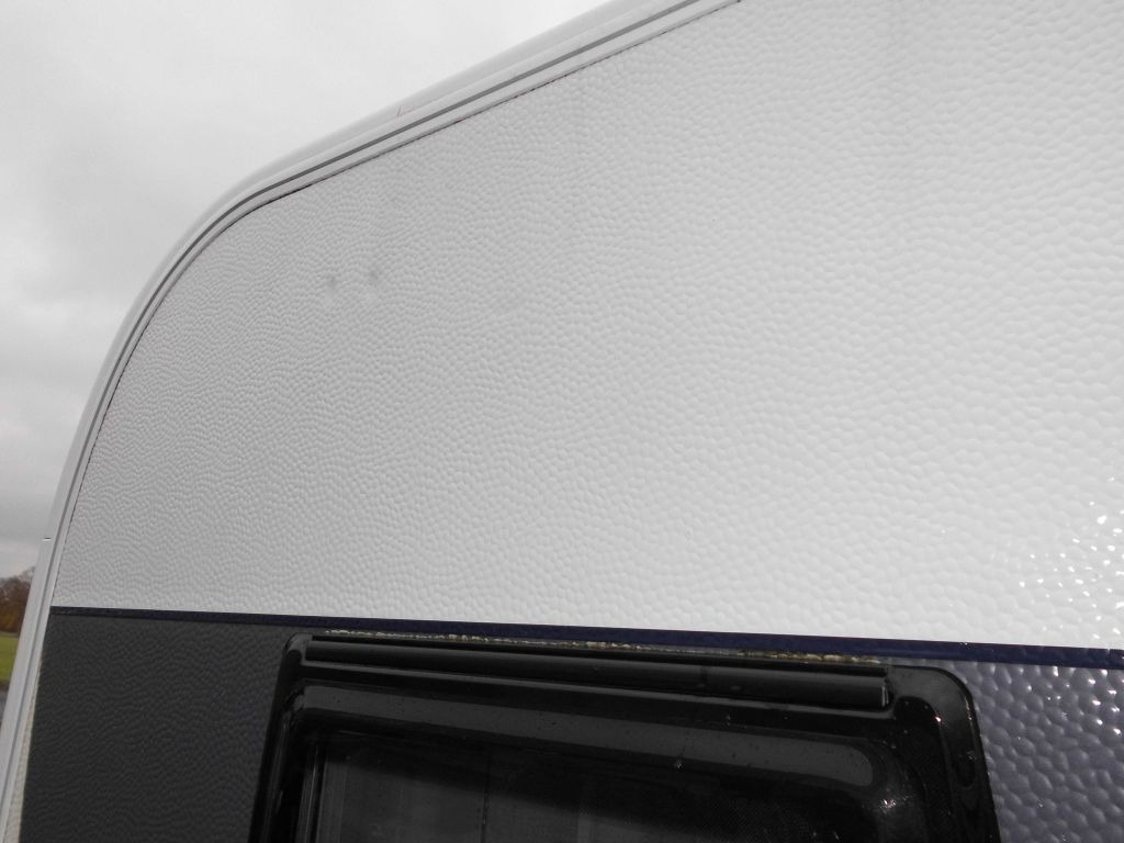 Caravan Hobby DE LUXE EDITION 650 KMFe Vorzelt, City, 2200kg: picture 27