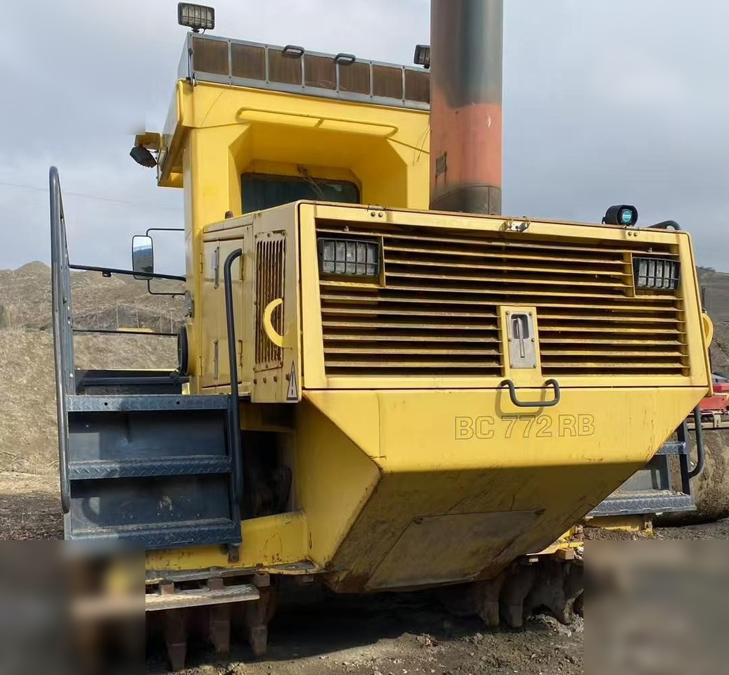 2003 BOMAG BC772RB - Compactor: picture 1 2003 BOMAG BC772RB - Compactor: picture 1