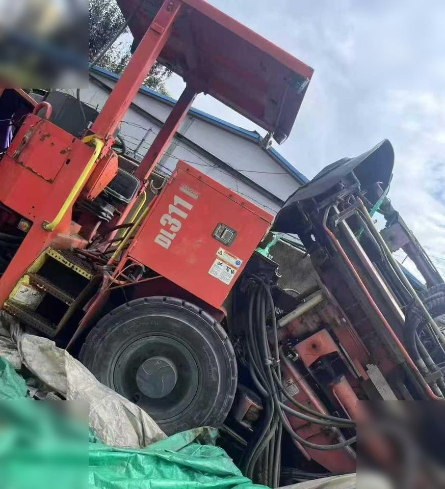 2012 SANDVIK DL311 - Directional boring machine: picture 1 2012 SANDVIK DL311 - Directional boring machine: picture 1