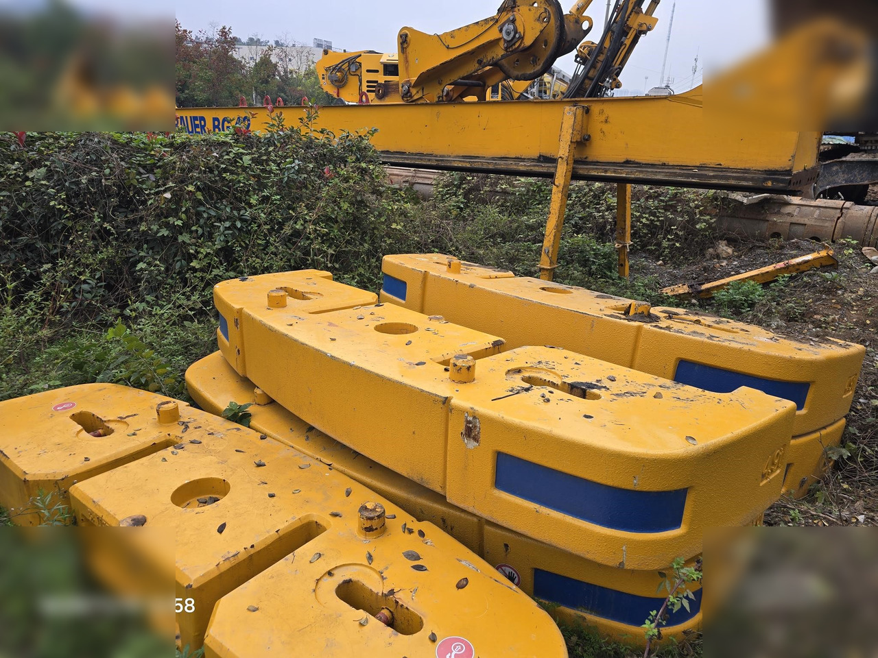 2021 BAUER BG42 - Drilling rig: picture 4 2021 BAUER BG42 - Drilling rig: picture 4