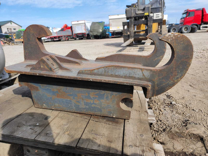 SMP SMP-2 ASF ADAPTER PLATE - Attachment for Construction machinery: picture 2 SMP SMP-2 ASF ADAPTER PLATE - Attachment for Construction machinery: picture 2