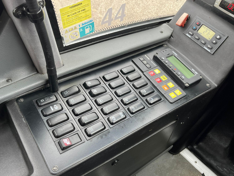 Lease a Iveco First Low-Entry 4x2 22 SEATS / AC / WEBASTO Iveco First Low-Entry 4x2 22 SEATS / AC / WEBASTO: picture 13 Lease a Iveco First Low-Entry 4x2 22 SEATS / AC / WEBASTO Iveco First Low-Entry 4x2 22 SEATS / AC / WEBASTO: picture 13