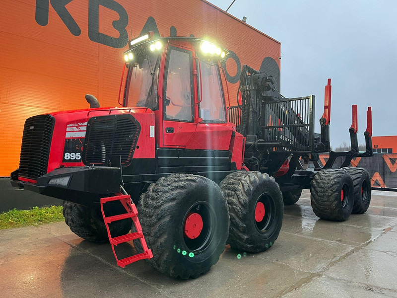 Komatsu 895 8x8 LOADFLEX / CRANE 165F - Forestry trailer: picture 2 Komatsu 895 8x8 LOADFLEX / CRANE 165F - Forestry trailer: picture 2