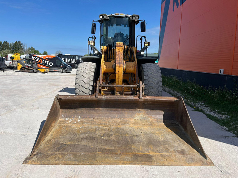 Liebherr L 550 4X4 AC / CENTRL LUBRICATION / SCALES - Wheel loader: picture 2 Liebherr L 550 4X4 AC / CENTRL LUBRICATION / SCALES - Wheel loader: picture 2