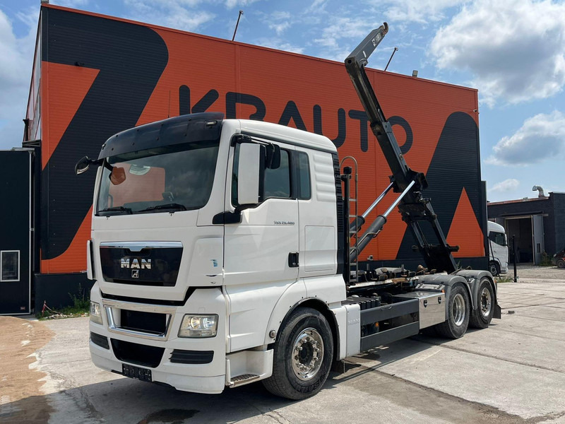 MAN TGX 26.480 6X2 - Hook lift truck: picture 2 MAN TGX 26.480 6X2 - Hook lift truck: picture 2