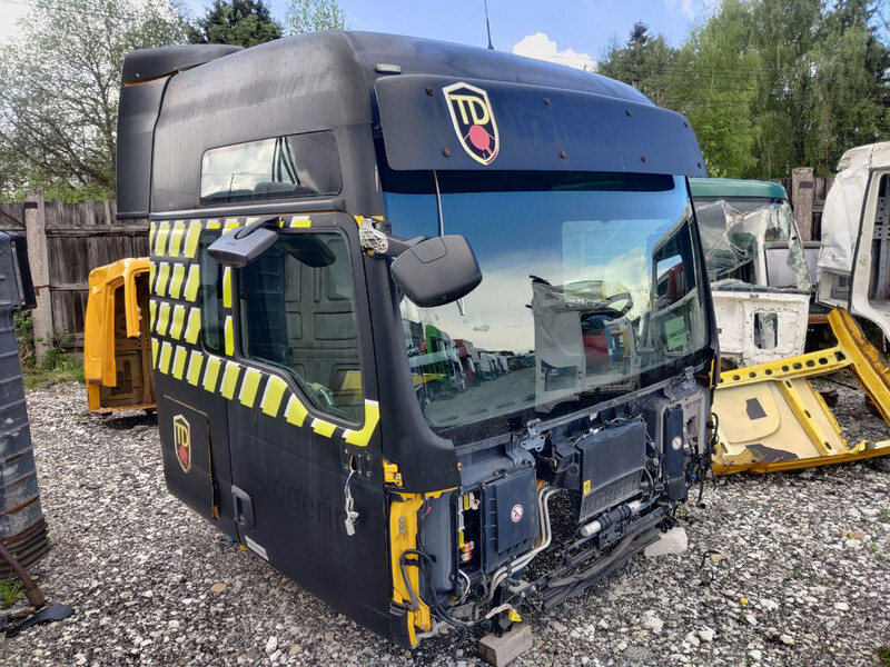 MAN TGX 28.480 6X2 CAB - Cab and interior for Truck: picture 3 MAN TGX 28.480 6X2 CAB - Cab and interior for Truck: picture 3