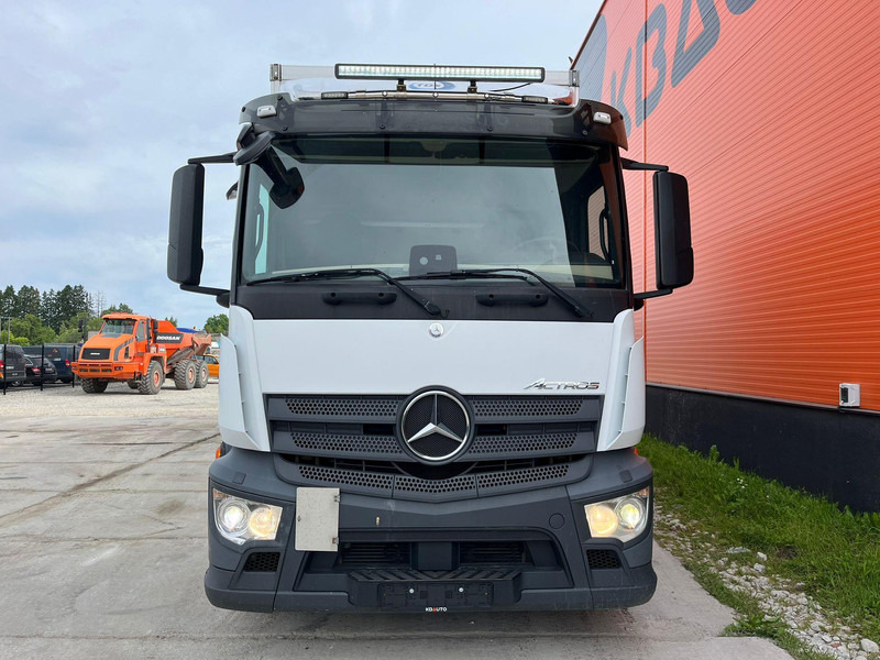 Mercedes-Benz Actros 1827 4x2 TK UT SPECTRUM / BOX L=8429 mm - Refrigerator truck: picture 2 Mercedes-Benz Actros 1827 4x2 TK UT SPECTRUM / BOX L=8429 mm - Refrigerator truck: picture 2