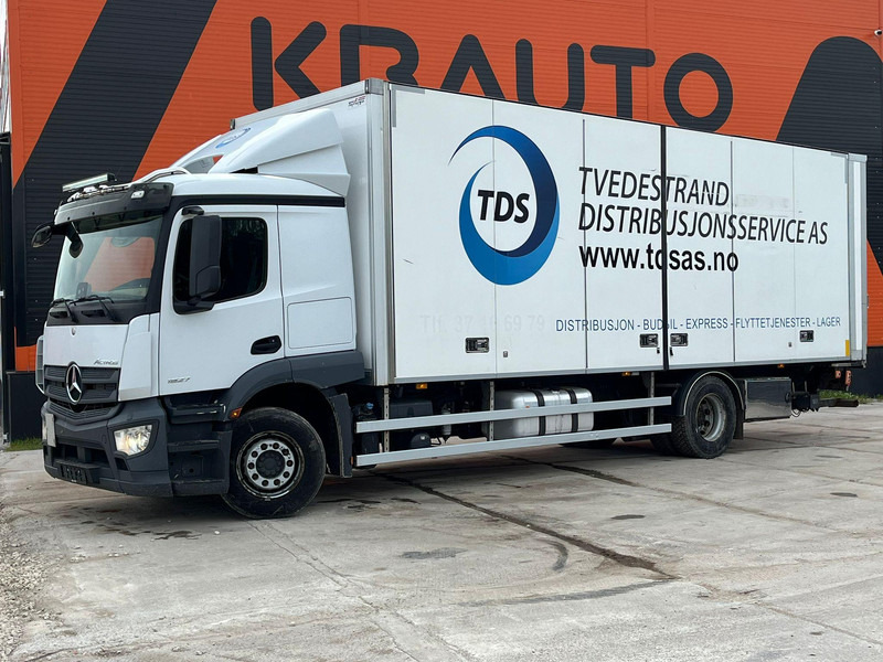 Mercedes-Benz Actros 1827 4x2 TK UT SPECTRUM / BOX L=8429 mm - Refrigerator truck: picture 1 Mercedes-Benz Actros 1827 4x2 TK UT SPECTRUM / BOX L=8429 mm - Refrigerator truck: picture 1
