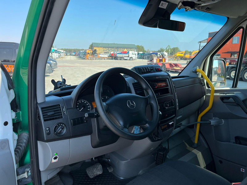 Minibus, Passenger van Mercedes-Benz Sprinter 516 CDI 19 + 1 SEATS: picture 9