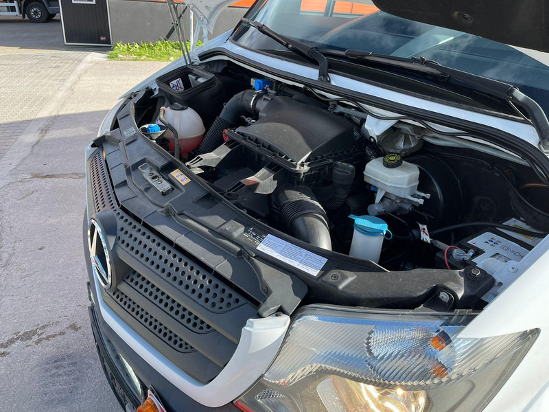 Lease a Mercedes-Benz Sprinter 516 CDI 22 + 1 SEATS Mercedes-Benz Sprinter 516 CDI 22 + 1 SEATS: picture 20