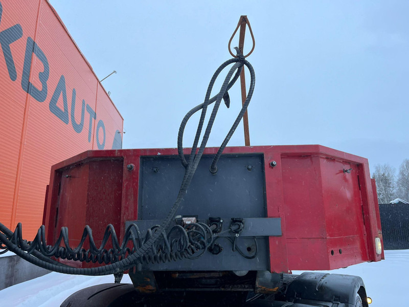 Nooteboom MCO-92VV 8 AXLES - 5 STEERED / HYRDAULIC SUSPENSION - Low loader semi-trailer: picture 3 Nooteboom MCO-92VV 8 AXLES - 5 STEERED / HYRDAULIC SUSPENSION - Low loader semi-trailer: picture 3