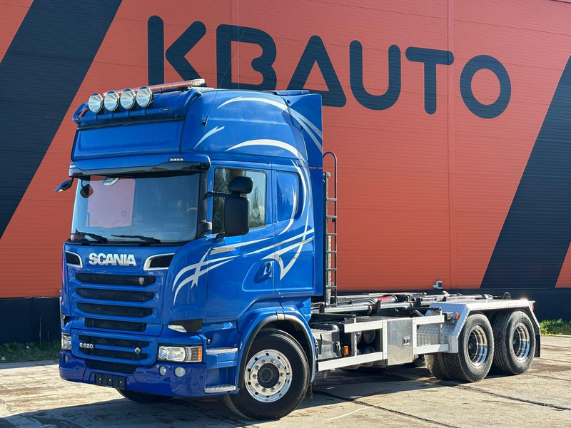 Scania R 620 6x4 MULTILIFT 20 ton / L=5400 mm / RETARDER - Hook lift truck: picture 1 Scania R 620 6x4 MULTILIFT 20 ton / L=5400 mm / RETARDER - Hook lift truck: picture 1
