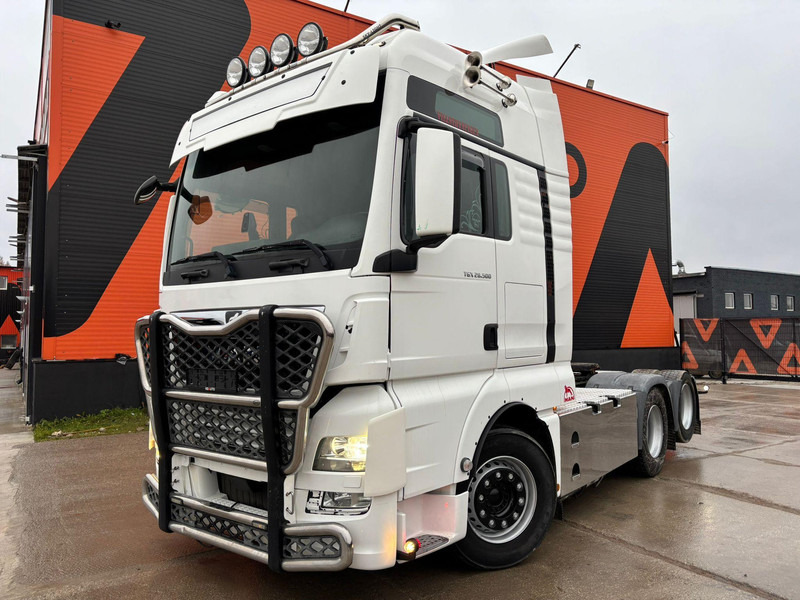 MAN TGX 28.500 6x2 XXL CAB / INTARDER / DOUBLE BOGIE - Tractor unit: picture 2 MAN TGX 28.500 6x2 XXL CAB / INTARDER / DOUBLE BOGIE - Tractor unit: picture 2