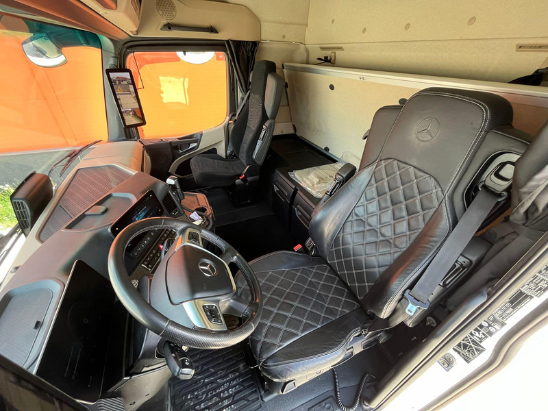 Tractor unit Mercedes-Benz Actros 2563 6x2 BIG SPACE / RETARDER: picture 20 Tractor unit Mercedes-Benz Actros 2563 6x2 BIG SPACE / RETARDER: picture 20
