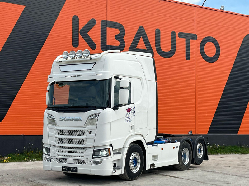 Scania R 580 6x2 RETARDER / PTO - Tractor unit: picture 1 Scania R 580 6x2 RETARDER / PTO - Tractor unit: picture 1