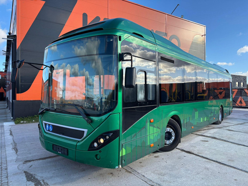 Volvo B5LH 7900 4x2 HYBRID / AC / AUXILIARY HEATING - City bus: picture 3 Volvo B5LH 7900 4x2 HYBRID / AC / AUXILIARY HEATING - City bus: picture 3