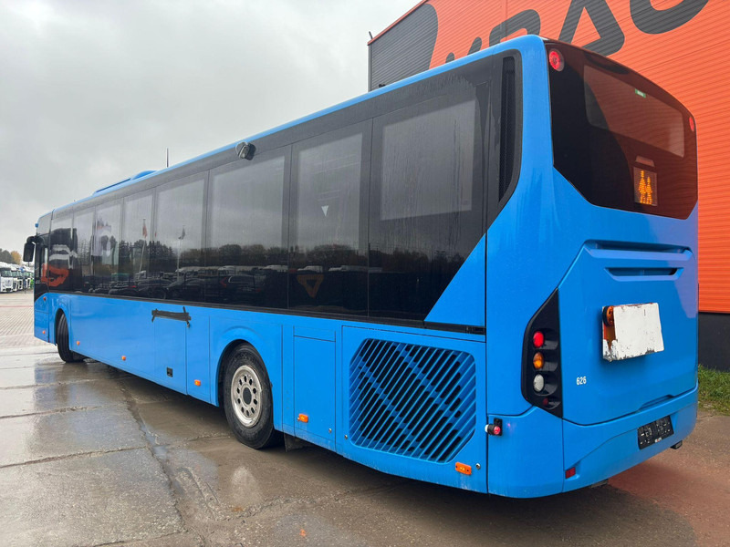 Volvo B8RLE 8900 4x2 45 SEATS / AC / AUXILIARY HEATER - Suburban bus: picture 5 Volvo B8RLE 8900 4x2 45 SEATS / AC / AUXILIARY HEATER - Suburban bus: picture 5