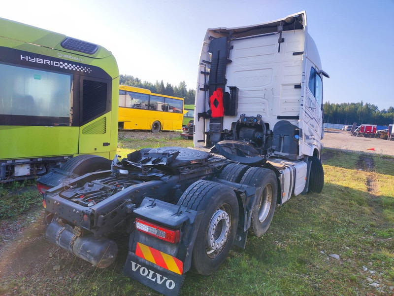 Volvo FH 500 HP 6x2 tractor D13K500 / AT2612E - Frame/ Chassis for Truck: picture 3 Volvo FH 500 HP 6x2 tractor D13K500 / AT2612E - Frame/ Chassis for Truck: picture 3