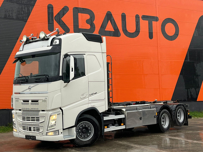 Volvo FH 540 6x4 HIAB 21 ton / L=5600 mm / RETARDER / TANDEM AXLE LIFT - Hook lift truck: picture 1 Volvo FH 540 6x4 HIAB 21 ton / L=5600 mm / RETARDER / TANDEM AXLE LIFT - Hook lift truck: picture 1