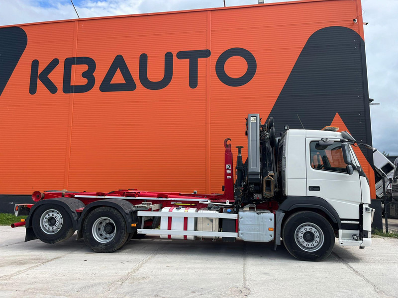 Volvo FM 330 6x2*4 HIAB 192E-5 / HIAB XR 18 ton / L=5100 mm - Hook lift truck, Crane truck: picture 5 Volvo FM 330 6x2*4 HIAB 192E-5 / HIAB XR 18 ton / L=5100 mm - Hook lift truck, Crane truck: picture 5