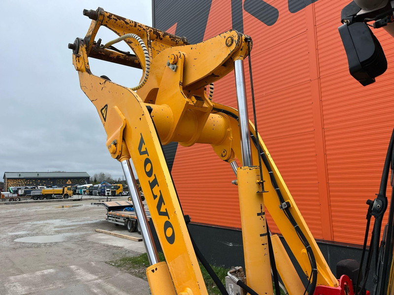 Wheel loader Volvo L 30 B-Z/X 4x4 AC / QUICK COUPLER: picture 11
