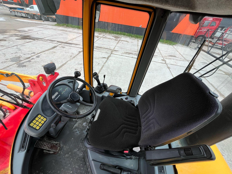Wheel loader Volvo L 30 B-Z/X 4x4 AC / QUICK COUPLER: picture 19
