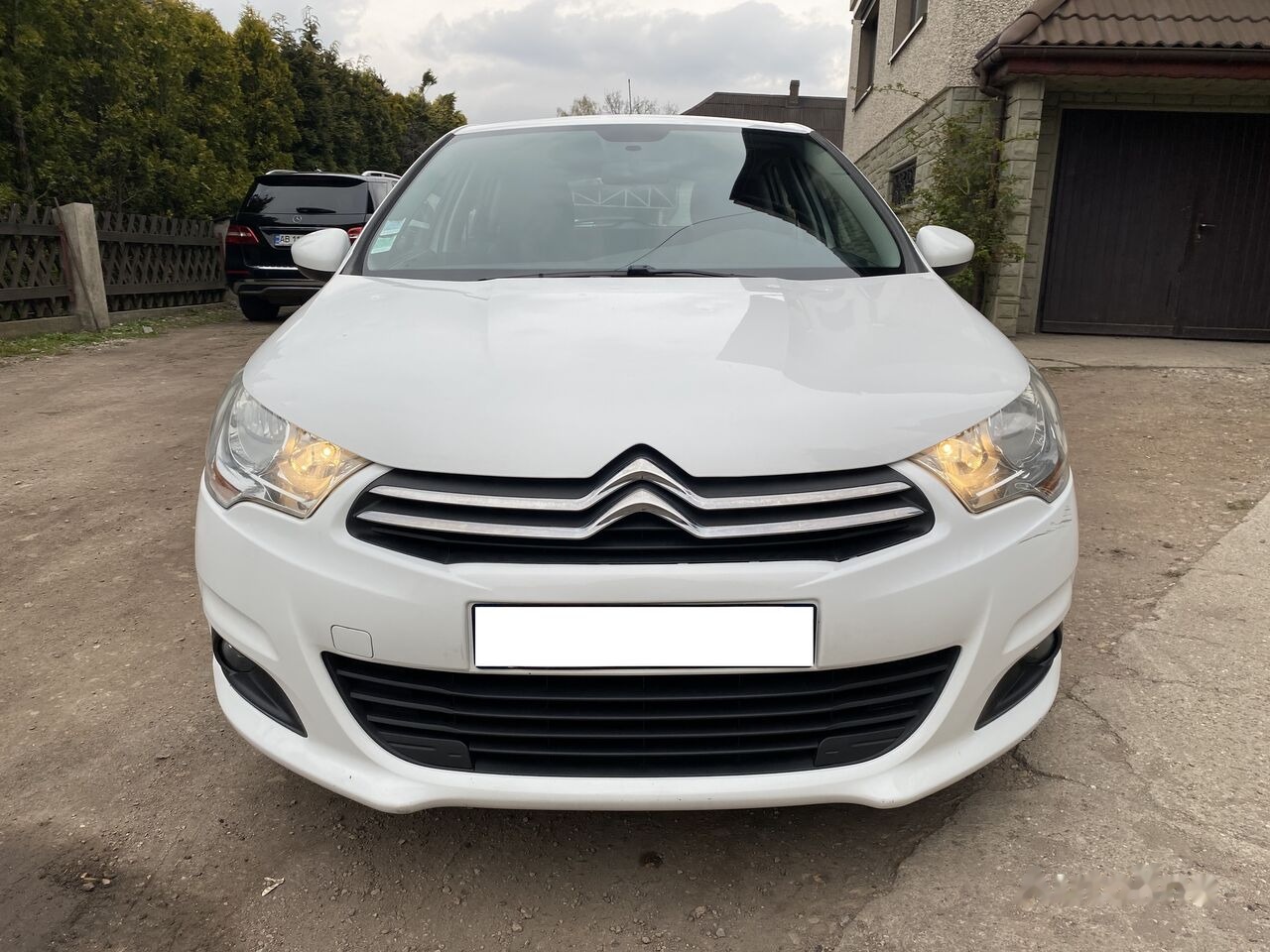 Hatchback Citroen C4: picture 8 Hatchback Citroen C4: picture 8