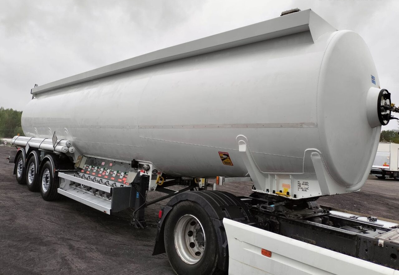 Magyar - Tank semi-trailer: picture 5 Magyar - Tank semi-trailer: picture 5