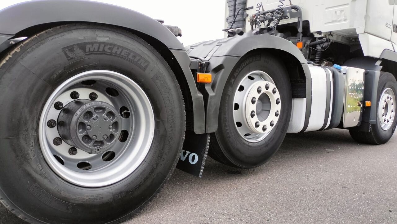 Lease a Volvo FH13 500 Volvo FH13 500: picture 10