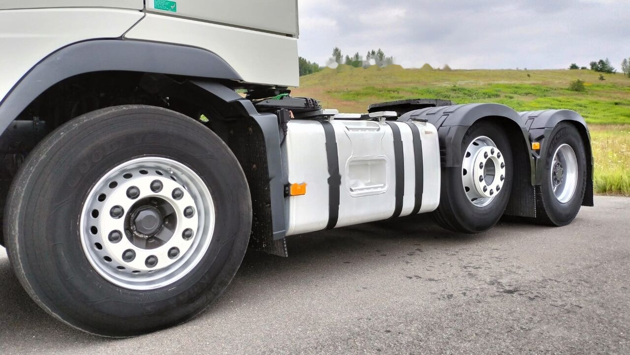 Lease a Volvo FH13 500 Volvo FH13 500: picture 11