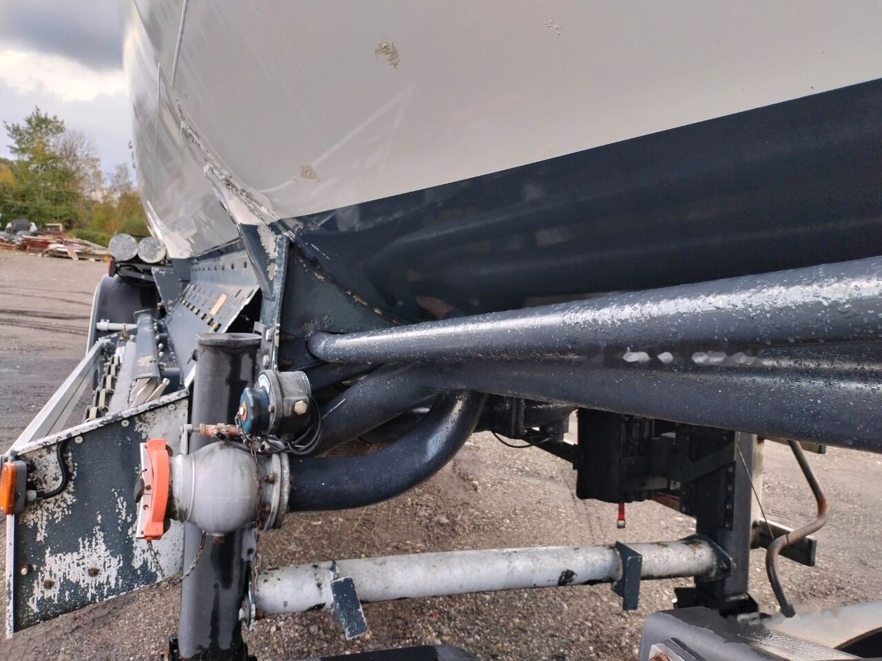 Tank semi-trailer for transportation of fuel Trailor TX34: picture 7 Tank semi-trailer for transportation of fuel Trailor TX34: picture 7