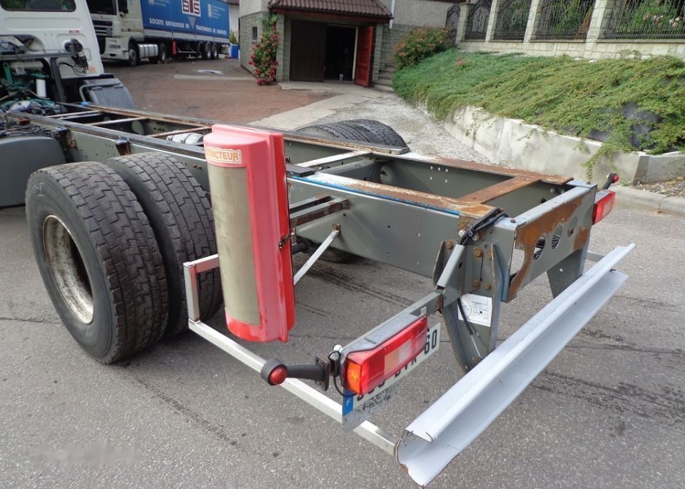 Cab chassis truck Volvo FL 19.250: picture 16