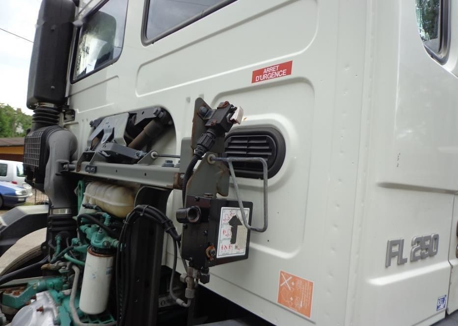 Cab chassis truck Volvo FL 19.250: picture 10