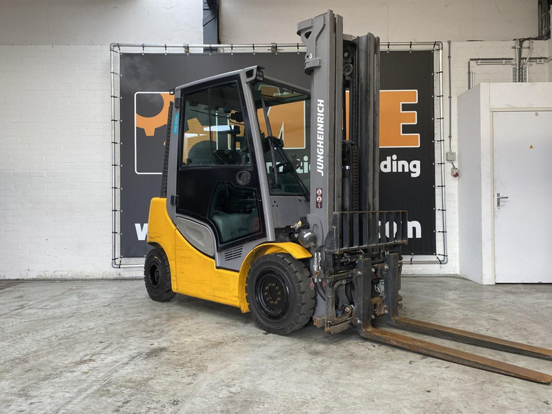 Jungheinrich TFG425s - LPG forklift: picture 1 Jungheinrich TFG425s - LPG forklift: picture 1
