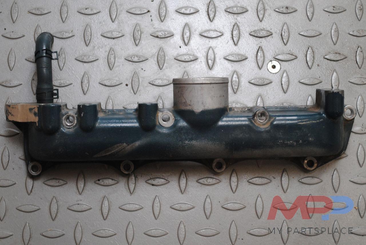 Kubota Inlaatspruitstuk Kubota V3300 - V3600 - V3800 - Intake manifold for Construction machinery: picture 2 Kubota Inlaatspruitstuk Kubota V3300 - V3600 - V3800 - Intake manifold for Construction machinery: picture 2