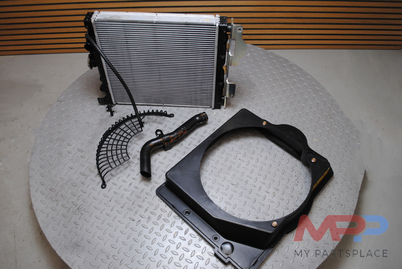 Kubota Radiator - Bobcat Graafmachine 7008808 - Radiator for Construction machinery: picture 1 Kubota Radiator - Bobcat Graafmachine 7008808 - Radiator for Construction machinery: picture 1